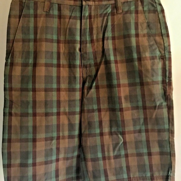 Volcom Other - Vintage NWT Volcom Cargo Plaid shorts Youth